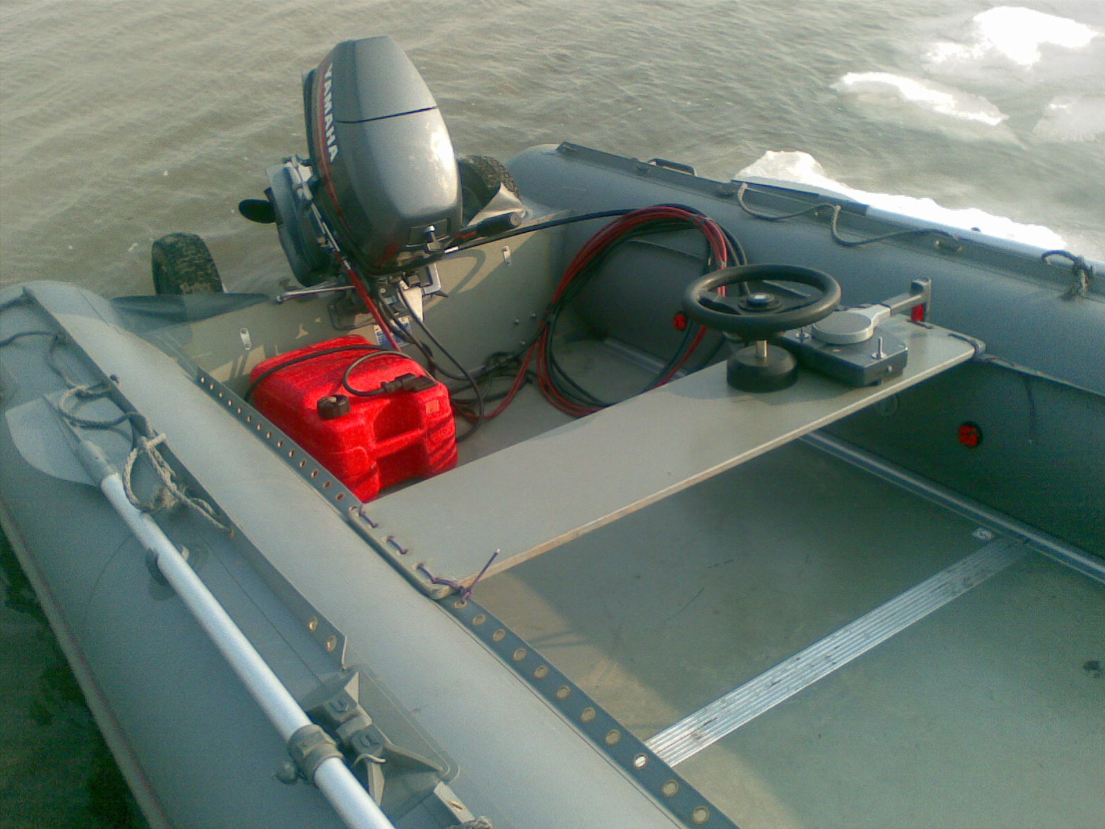 Изготовим лодку пвх. Рулевое управление на лодку Хантер 420 ПВХ. Рулевая консоль в лодку Антей 380. Рулевое управление для лодки ПВХ Ямаха 30лс. Рулевая консоль на ротан 520.