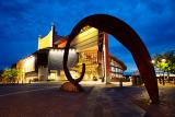 Theatre of Gothenburg in the evening.jpg